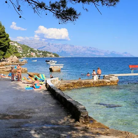 With Parking Space Stanici, Omis - 2818 *