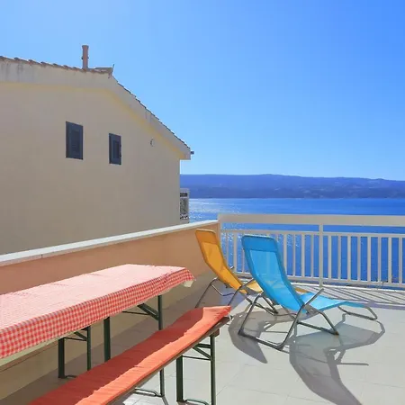 Apartment With A Parking Space Stanici, Omis - 2818 *