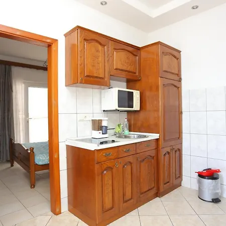 With Parking Space Stanici, Omis - 2818 *