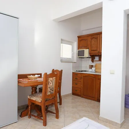 Daire With Parking Space Stanici, Omis - 2818