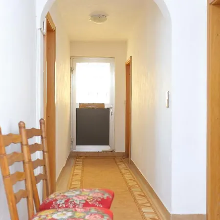 With Parking Space Stanici, Omis - 2818 Tice