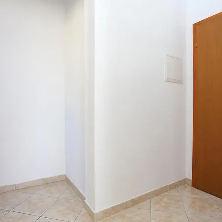 Daire With Parking Space Stanici, Omis - 2818