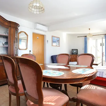 With Parking Space Stanici, Omis - 2818 Tice