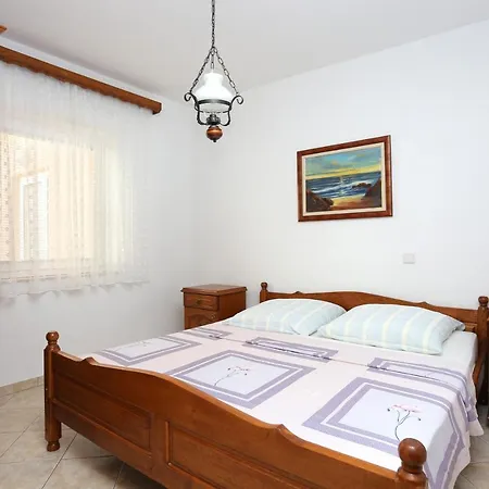 Apartment With A Parking Space Stanici, Omis - 2818 Tice