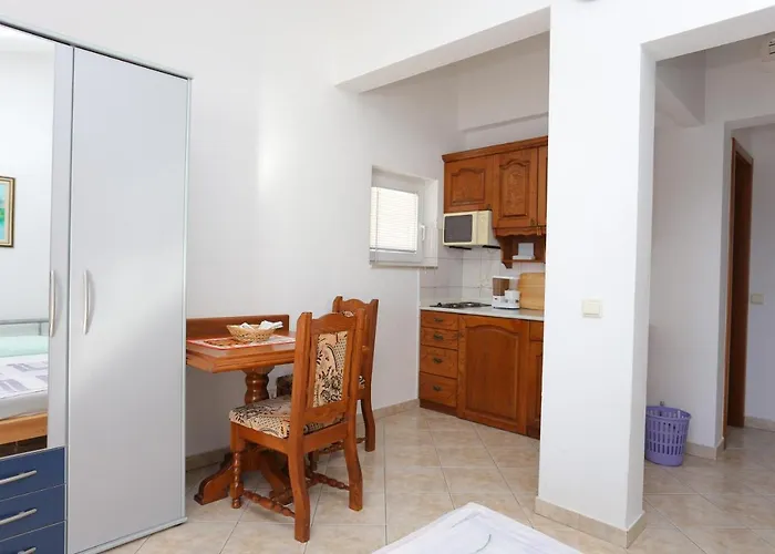 Apartamento With Parking Space Stanici, Omis - 2818