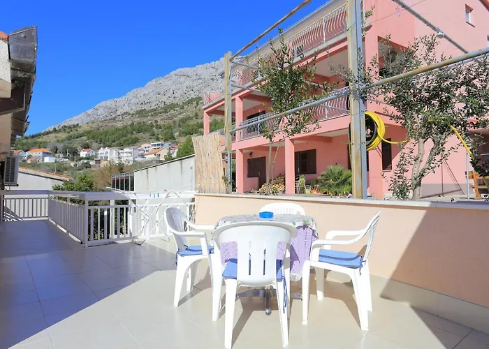 With Parking Space Stanici, Omis - 2818 Apartamento