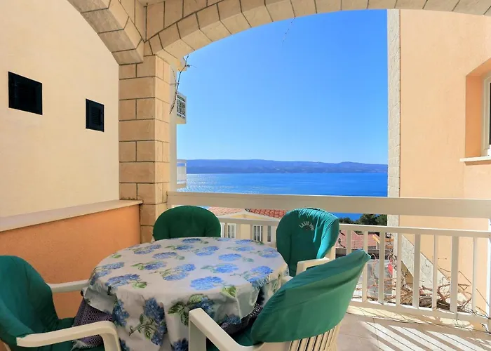 Apartamento With Parking Space Stanici, Omis - 2818 *