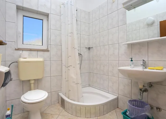 Apartamento With Parking Space Stanici, Omis - 2818 *